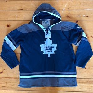 Toronto maples leafs sweater
